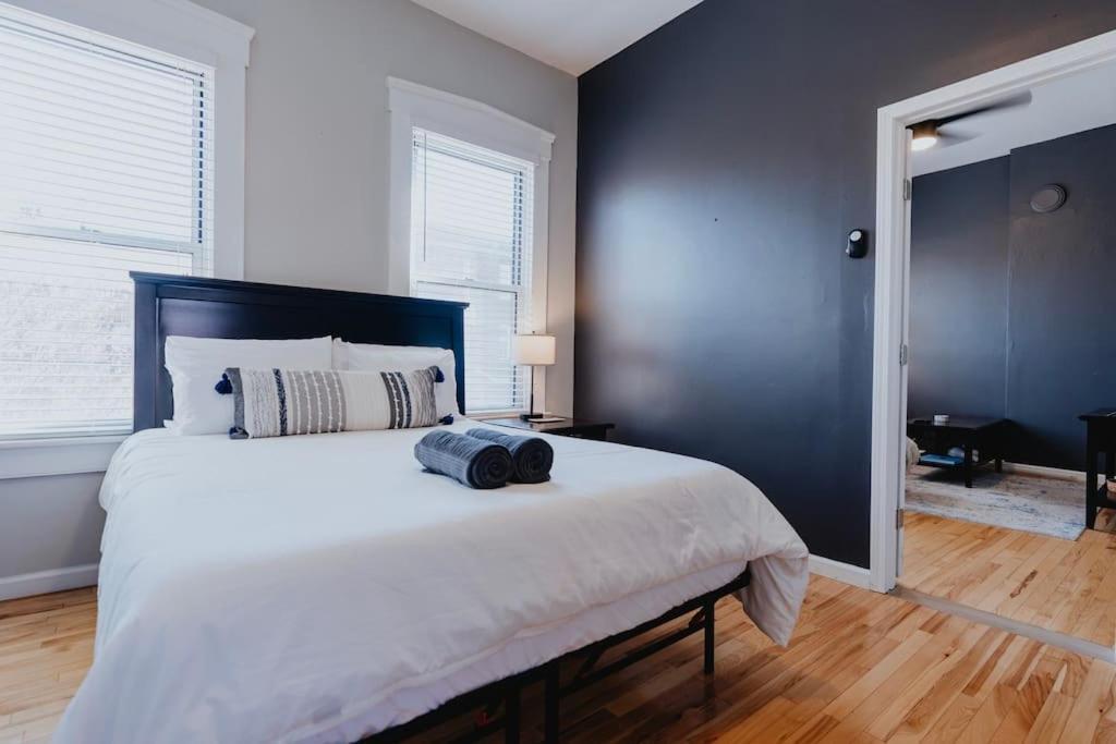 Chic 1Br Balcony & Laundry Soulard Apartment Saint Louis Bagian luar foto
